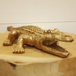 Crocodile doré en résine...